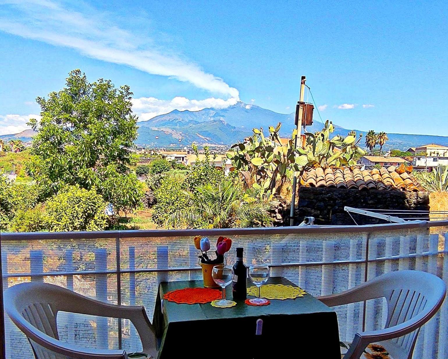 Casa Del Sole Con Vista Sull'Etna A 200 Mt Dal Mare Acireale Exterior foto