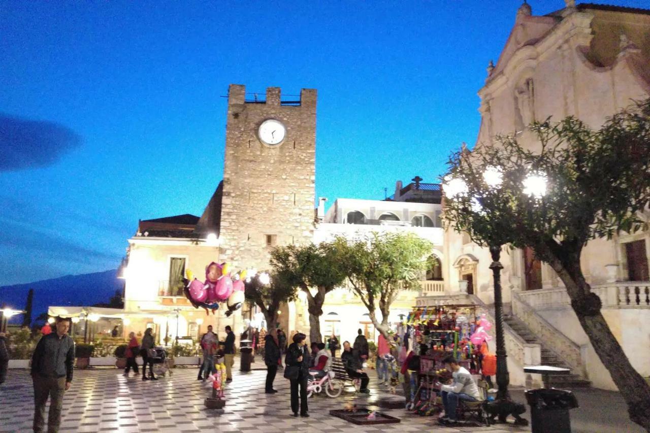 La casa del sole Acireale Exterior foto