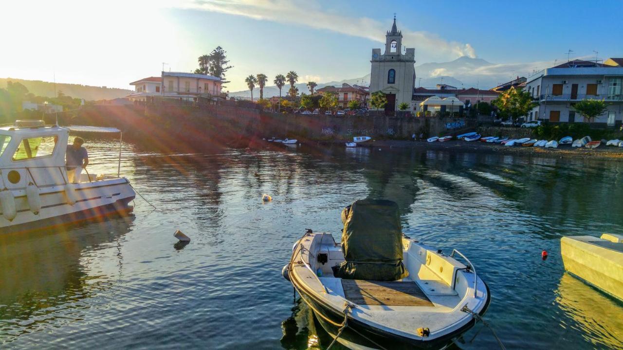 Casa Del Sole Con Vista Sull'Etna A 200 Mt Dal Mare Acireale Exterior foto